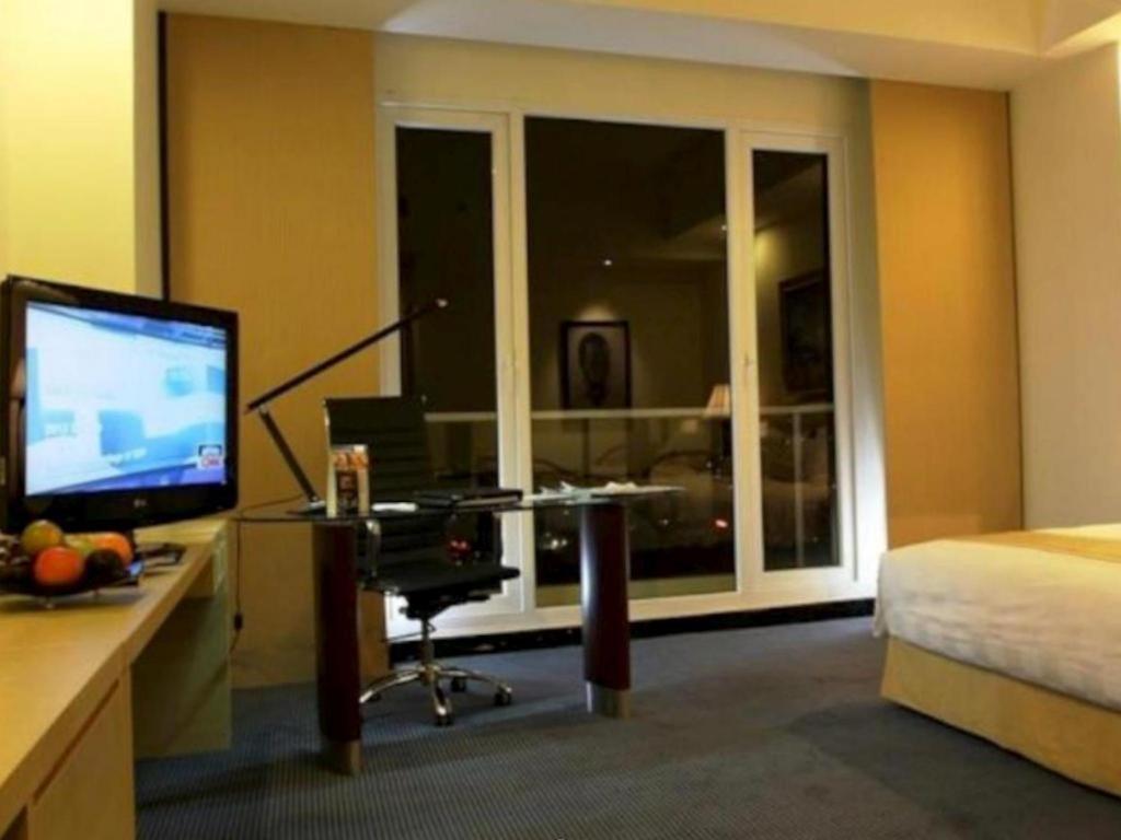 Sintesa Peninsula 5* Manado