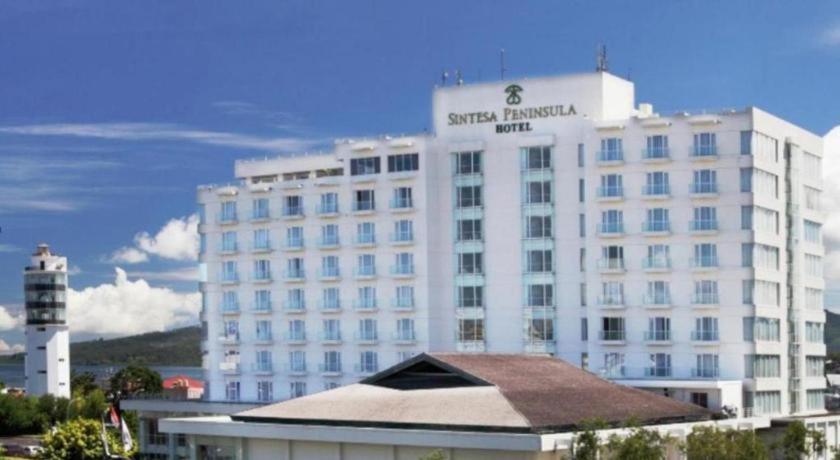 Sintesa Peninsula Hotel Manado