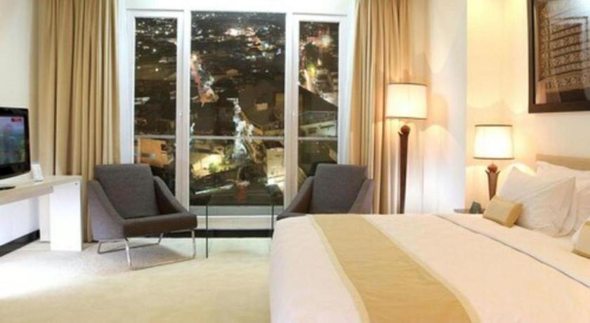 Hotel Sintesa Peninsula Manado