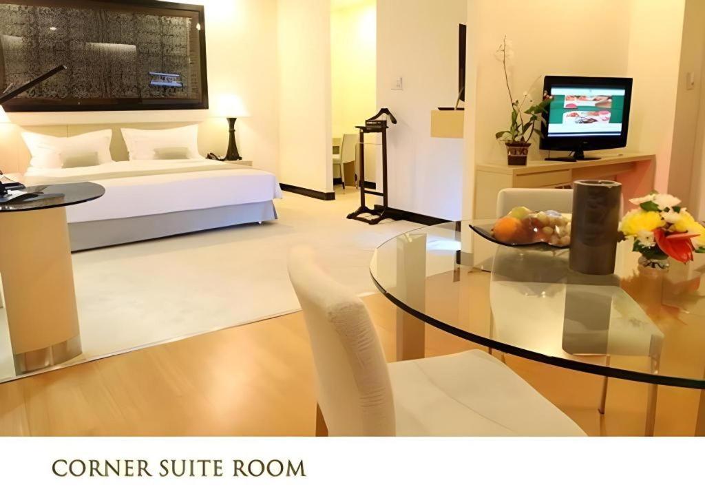 Hotel Sintesa Peninsula 5*